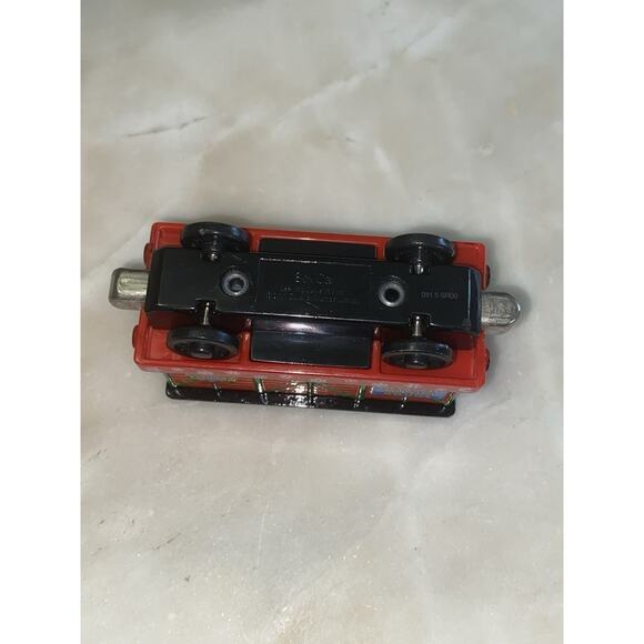 Thomas & Friends Take N Play Along Die Cast Holiday Box Car 2003 - Picture 6 of 6